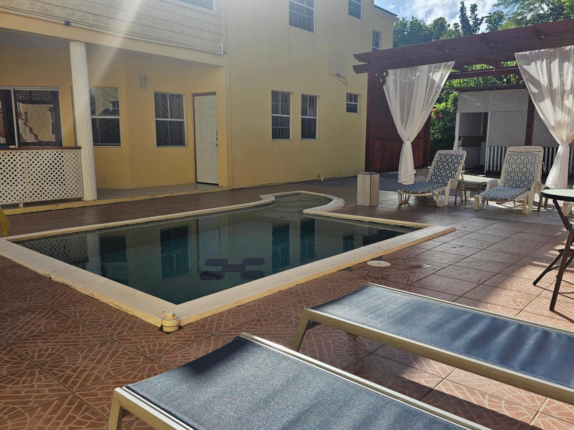 Royal Escape - 2 Appartement Anse La Raye Buitenkant foto