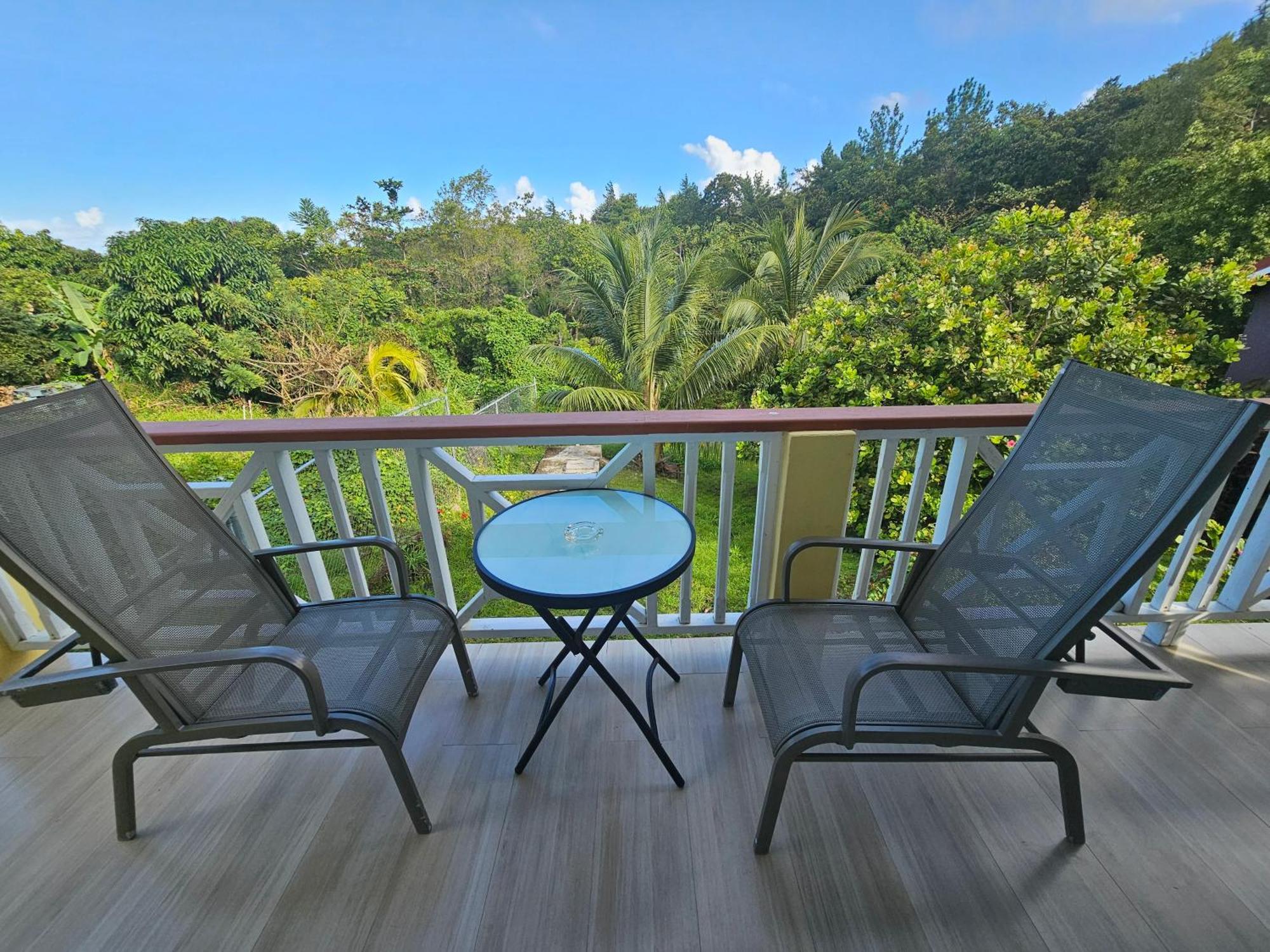 Royal Escape - 2 Appartement Anse La Raye Buitenkant foto